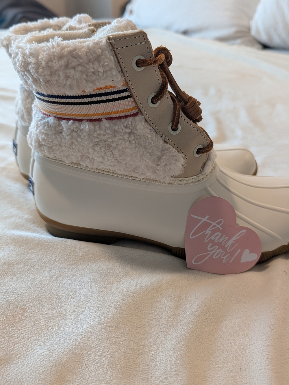 Sperry Cream Sherpa-Lined Kids Duck Boots with Pink Accent